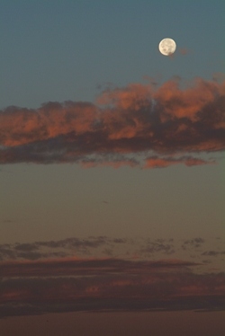gallatin moonset1